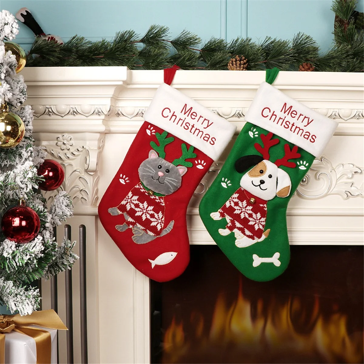 Cat and Dog Christmas Stockings Pendants Cute Cartoon Christmas Stockings Gift Bags Christmas Decorations Puppy