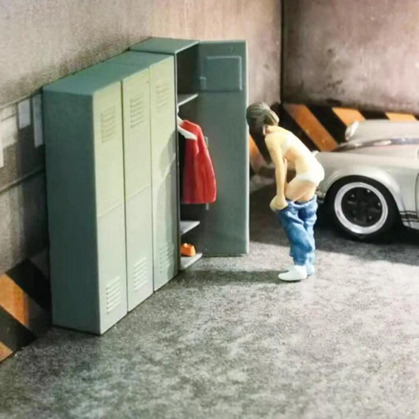 1:64 Beauty Figure Model Role Play Realistic Miniatures Train Model People for