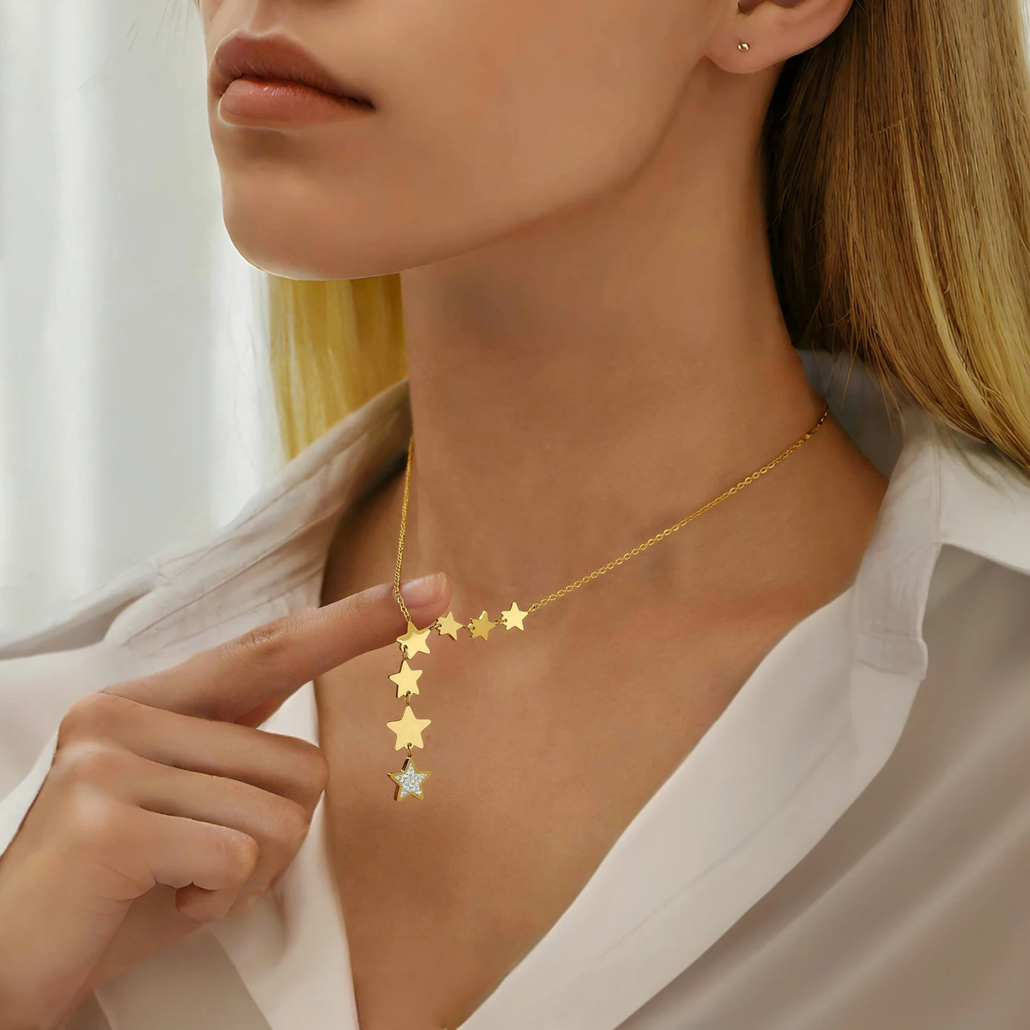 UHBINYCA Simple Fashionable Seven Stars Pendant Necklace for Women. Stainless Steel Plated 18K Gold Exquisite Jewelry