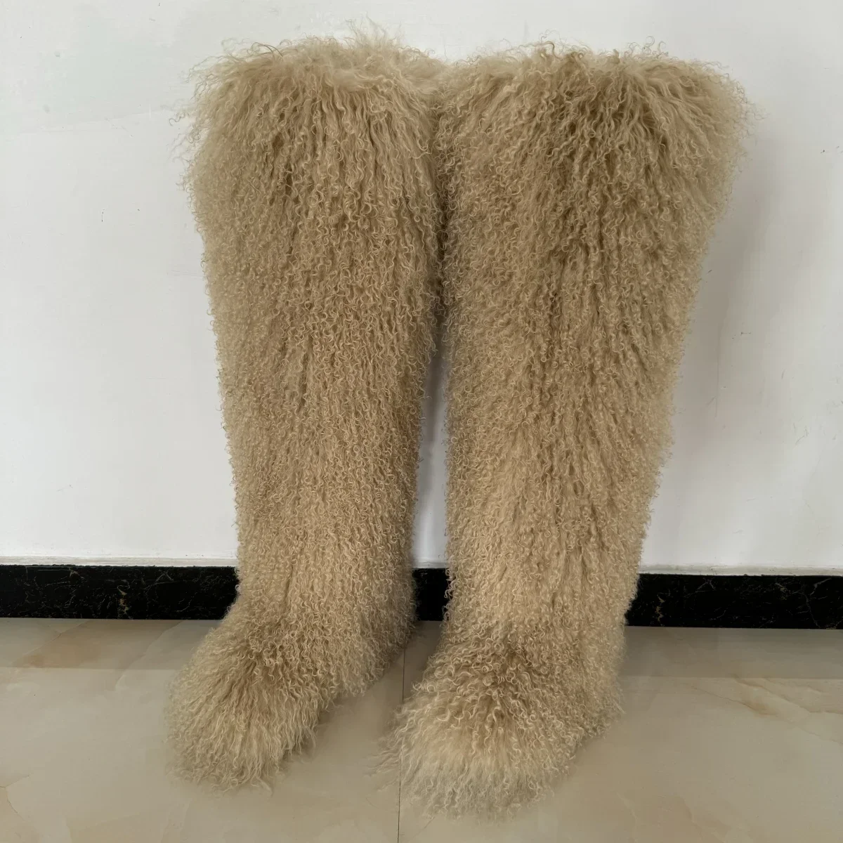 Winter Boots Furry Shoes Women Snow Boots Fluffy Warm Fur Wool Boots Plush Fashion Ladies Mongolian