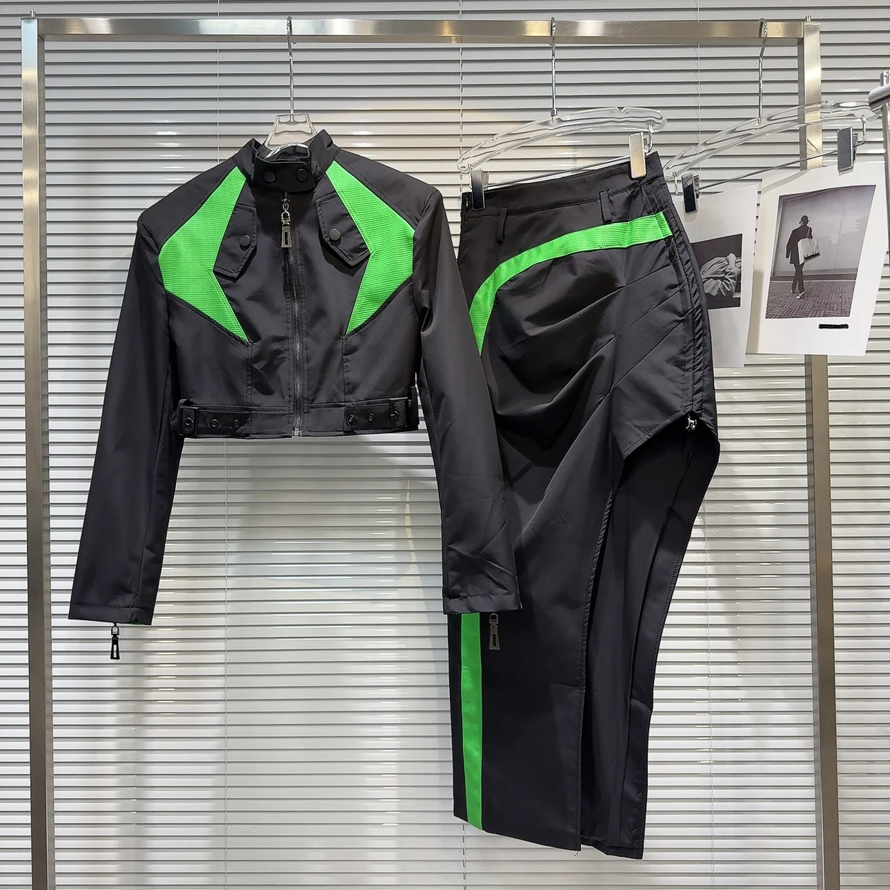 

Cool Spicy een Color Colion ort Jaet And Pleated Long Skirt Set for Women Faionable Autumn New Arrival