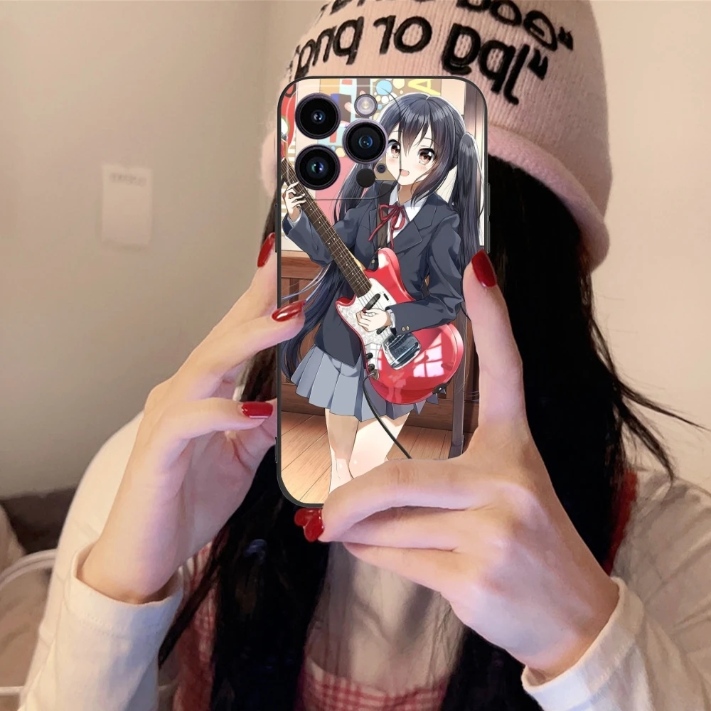 K-ON Nakano Azusa Mobile  Cell Phone Case for iPhone 15 14 13 12 11 X XR XS 8 7 Pro Max Plus Mini Black Soft Phone Cover Shell