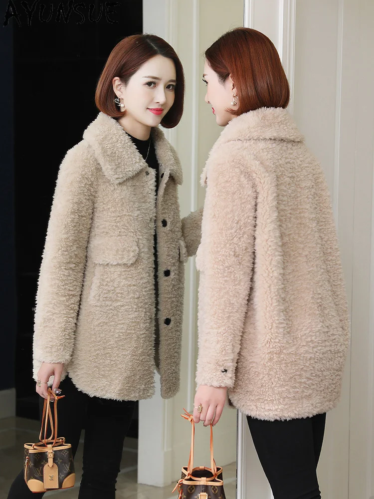 معطف صوف 100% من AYUNSUE للنساء 2025 جاكيت شيرلينغ من الأغنام الحقيقي ملابس شتوية للسيدات بقصة ضيقة من الفرو المركب قوة Жengarško