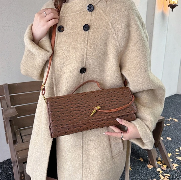 

2026 Urban Fashion Women's Luxury New Bag Unique Design Ostrich Pattern High-end Light Luxury Horizontal Portable Shoulder Bag