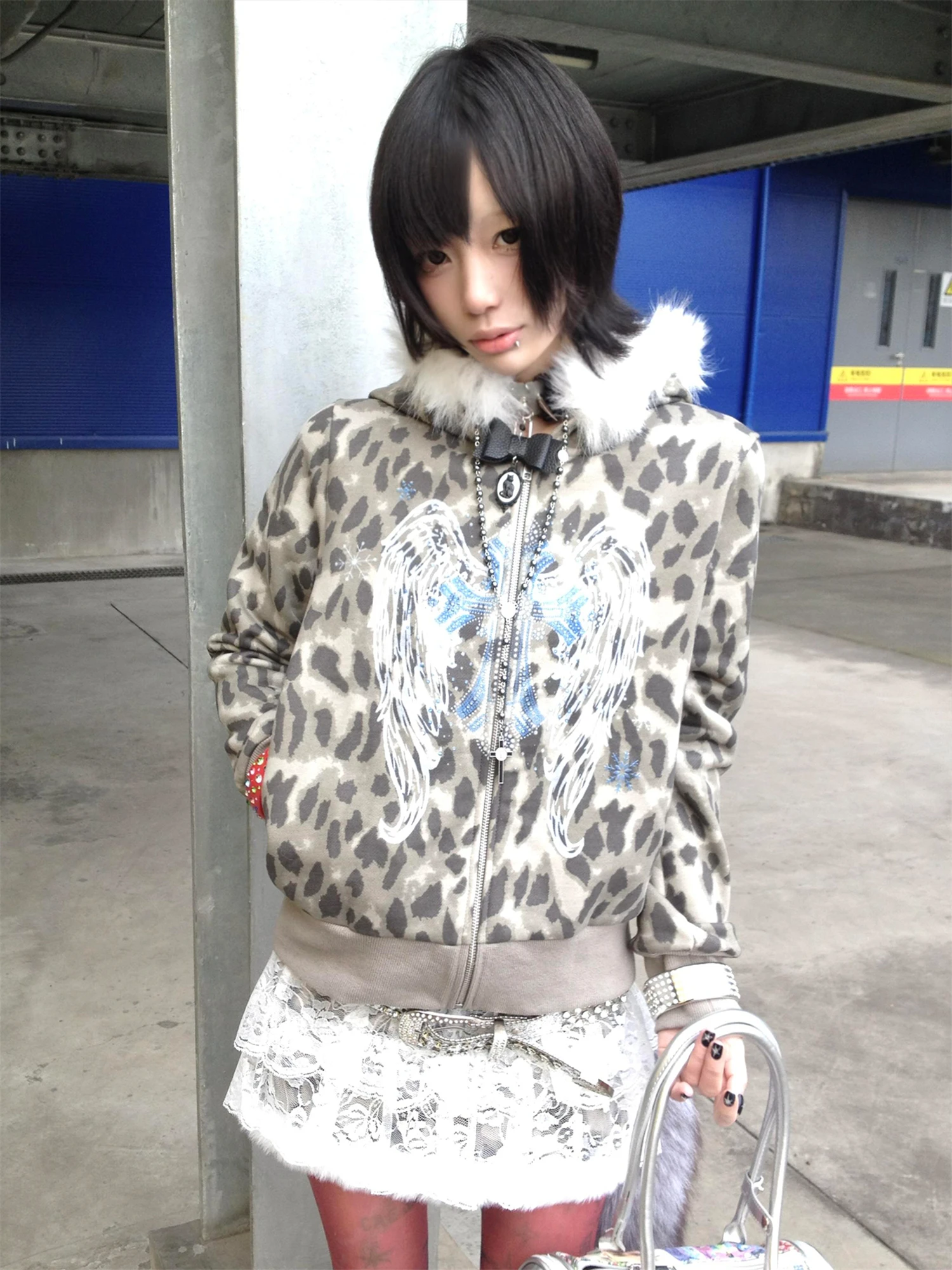 

Women's Y2K Vintage Leopard Print Hoodie Faux Fur Trimmed Angel Wings Graphic Zip-Up Sweatshirt Harajuku Streetwear Casual Top