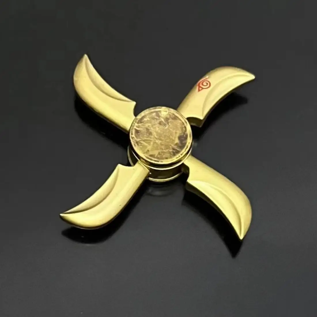 دوار جيروسكوب معدني بأطراف الأصابع، دوار مكرنك يدوي صامت، جيروسكوب ببصمة الإصبع مضاد للقلق لعبة الكبار للأطفال #1