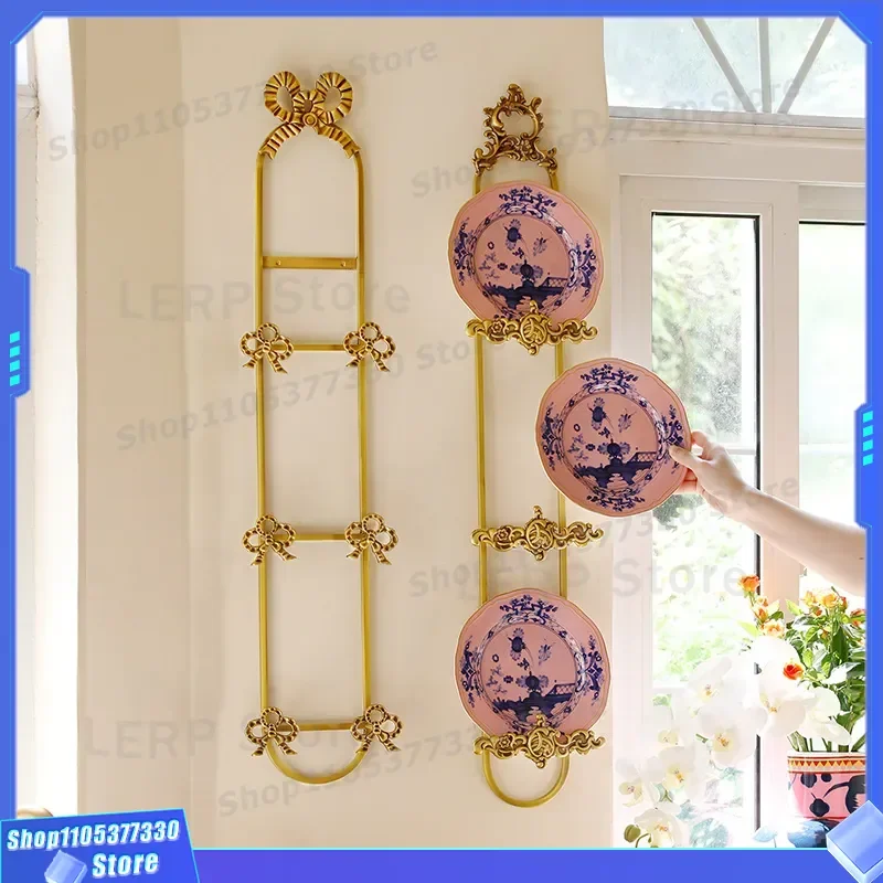 Retro Brass Plate Holder Light Luxury Decorative Display Rack for Wine Cabinet Entrance Easel Dining Room Storage Shelf Home
