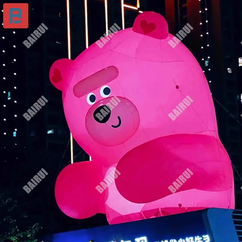 Modelo inflável de urso rosa fofo escalar na parede fora da fachada da parede do shopping mercado panorâmico adereços de iluminação romântica