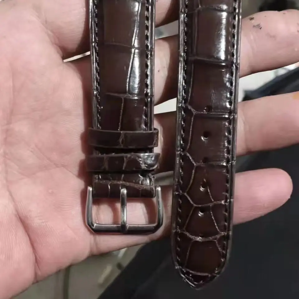 Single-sided alligator slub strap