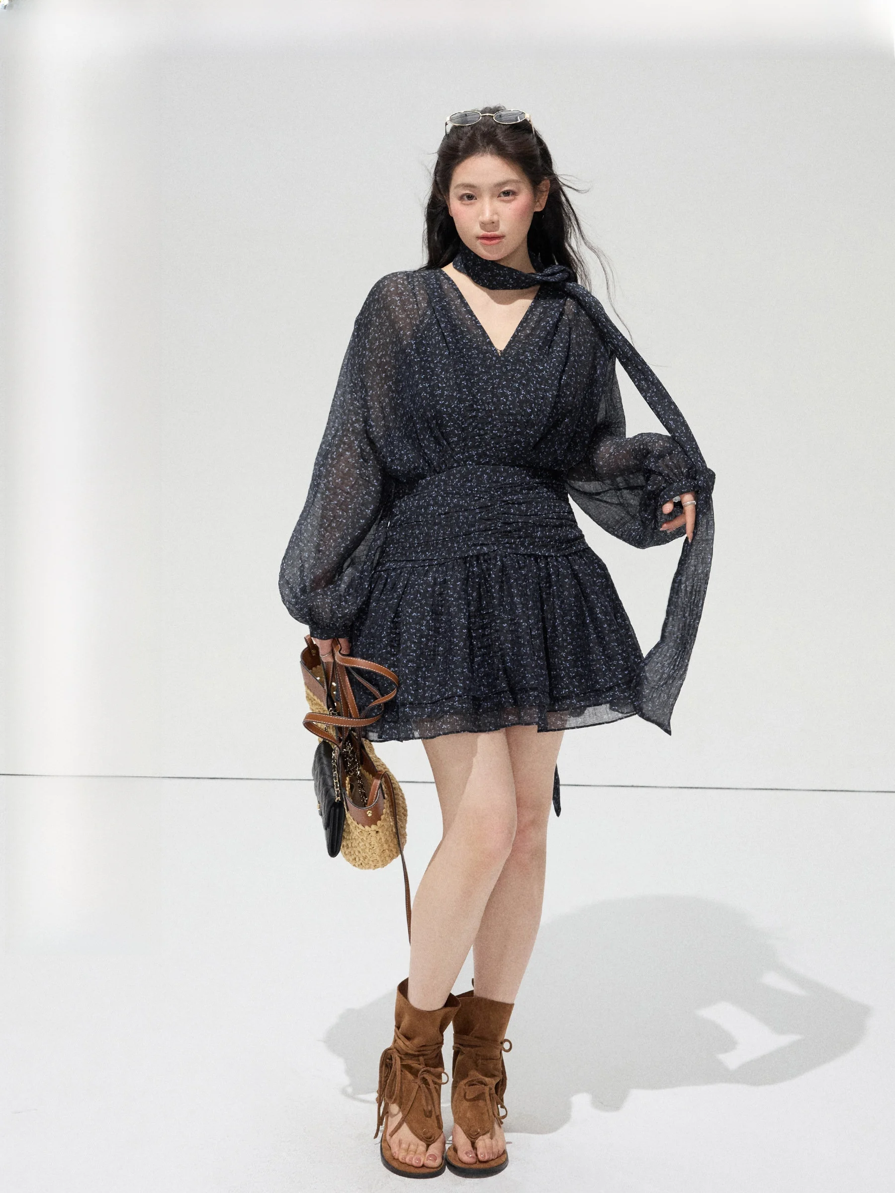 

JULULOOK French Style plus Size Dress with V-Neck Long Sleeve Floral Print Short Skirt for Plump Women Summer Workwear