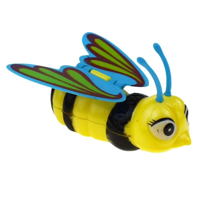 Giocattoli creativi divertenti a orologeria Wind Up Will Swing Wings Bumblebee Bee Model Cartoon Animal Clockwork Toys regali di pasqua per bambini