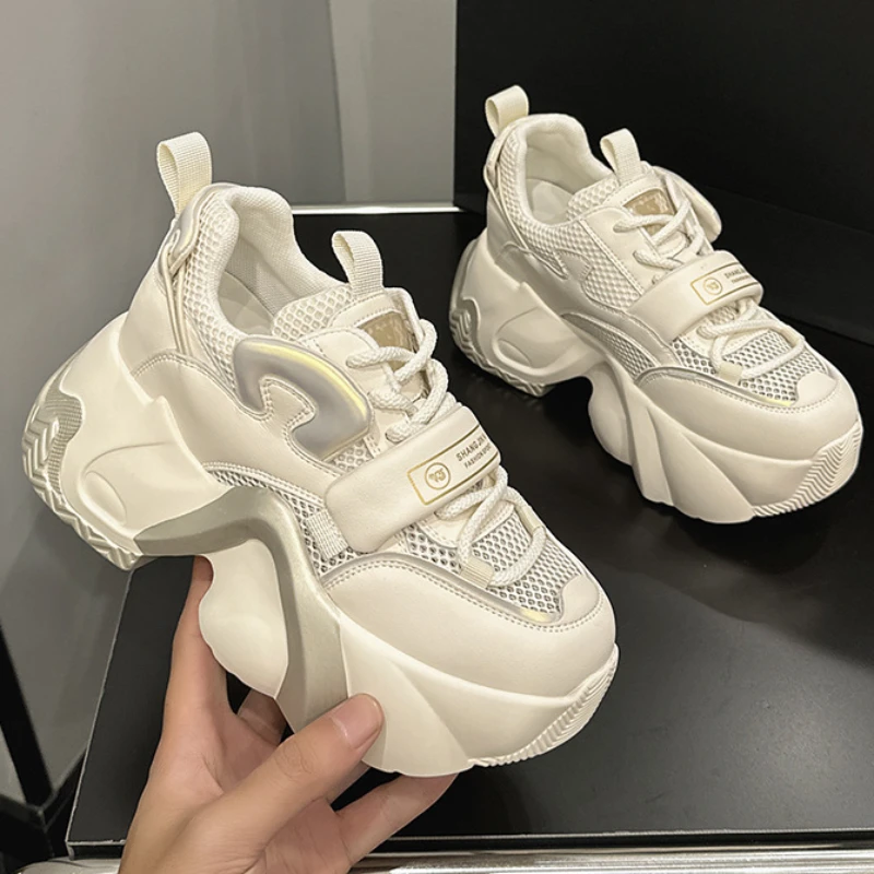 

Casual Thick Bottom Women Sneakers Breathable Elevated Increase 2023 New Simple All-match Color Matching Women Shoes Autumntime