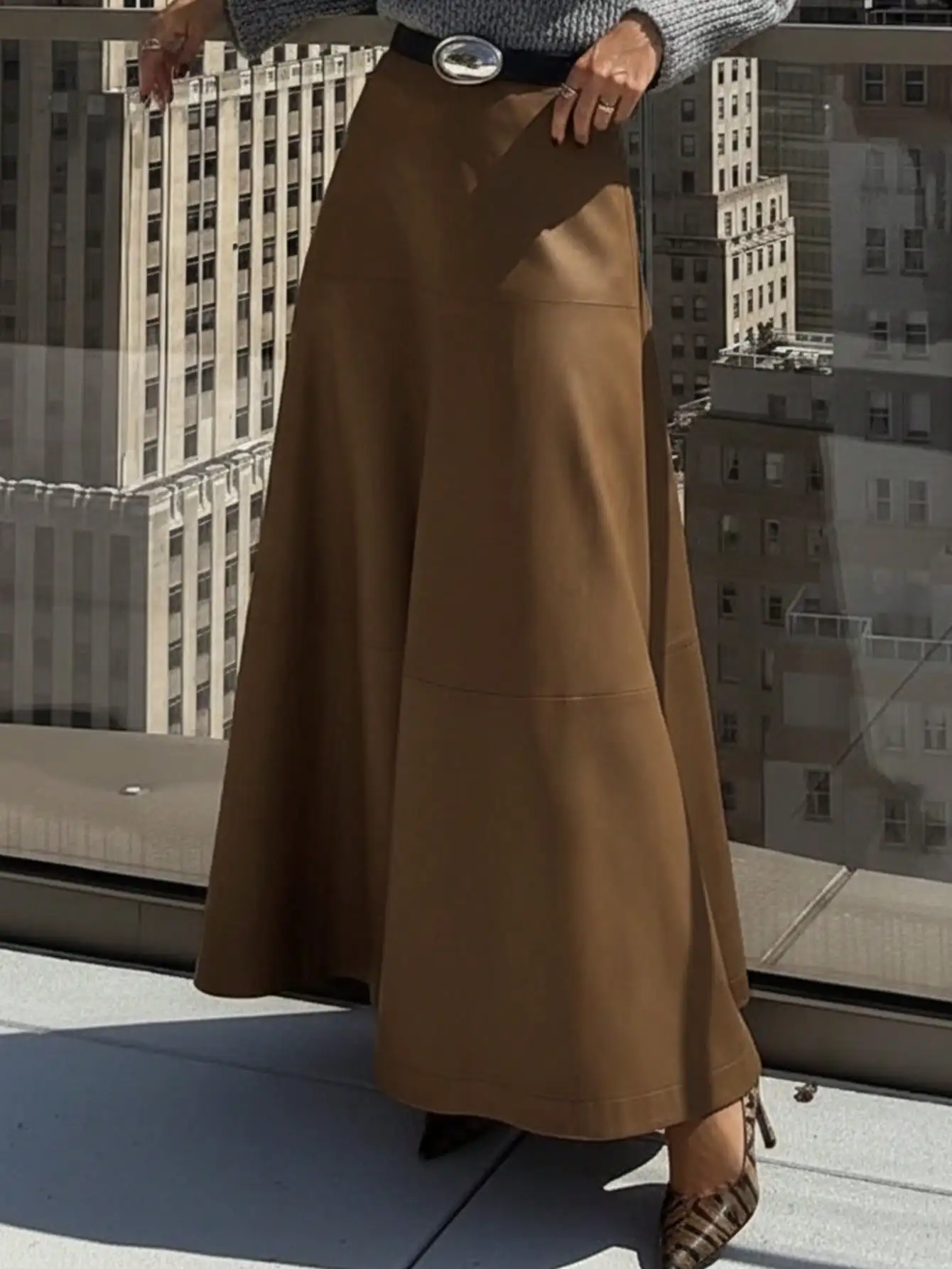 

Women Skirts, Stylish and Comfortable Dresses for Every Occasion, Perfect Fit for All Body Types, Trendy Fashion Statement Piece