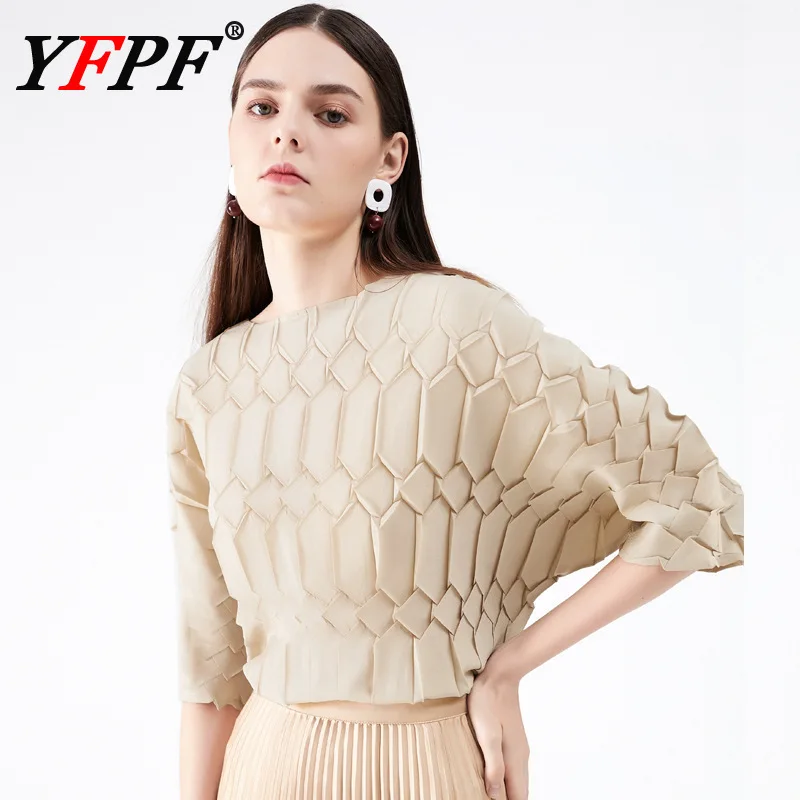 

YFPF Miyake Pleated Design T-shirt For Women Fashion O Neck Short Sleeve Folds Solid Tops Casual 2025 New Summer Clothing
