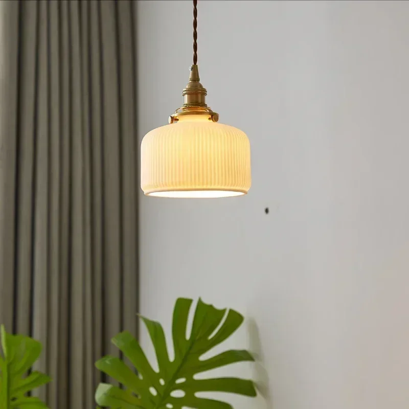 

Vintage Japanese-style ceramic brass chandelier Restaurant bar bedroom bedside ceiling lamp homestayshop bay window