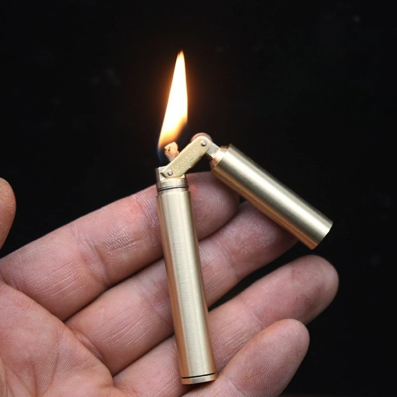 

Mini Nunchaku Brass Oil Lighter Windproof Soft Flame Grinding Wheel Ignition Flint Fireless Men's Smoking Torch Lighters
