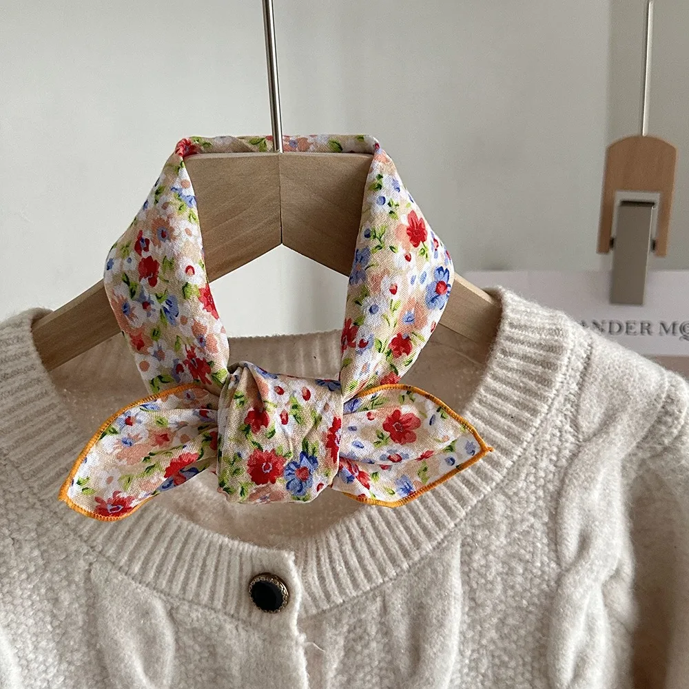 All-match Flower Small Square Scarf Thin Retro Printed Scarves Scarf Hair Band Headband Floral Print Silk Scarf Women