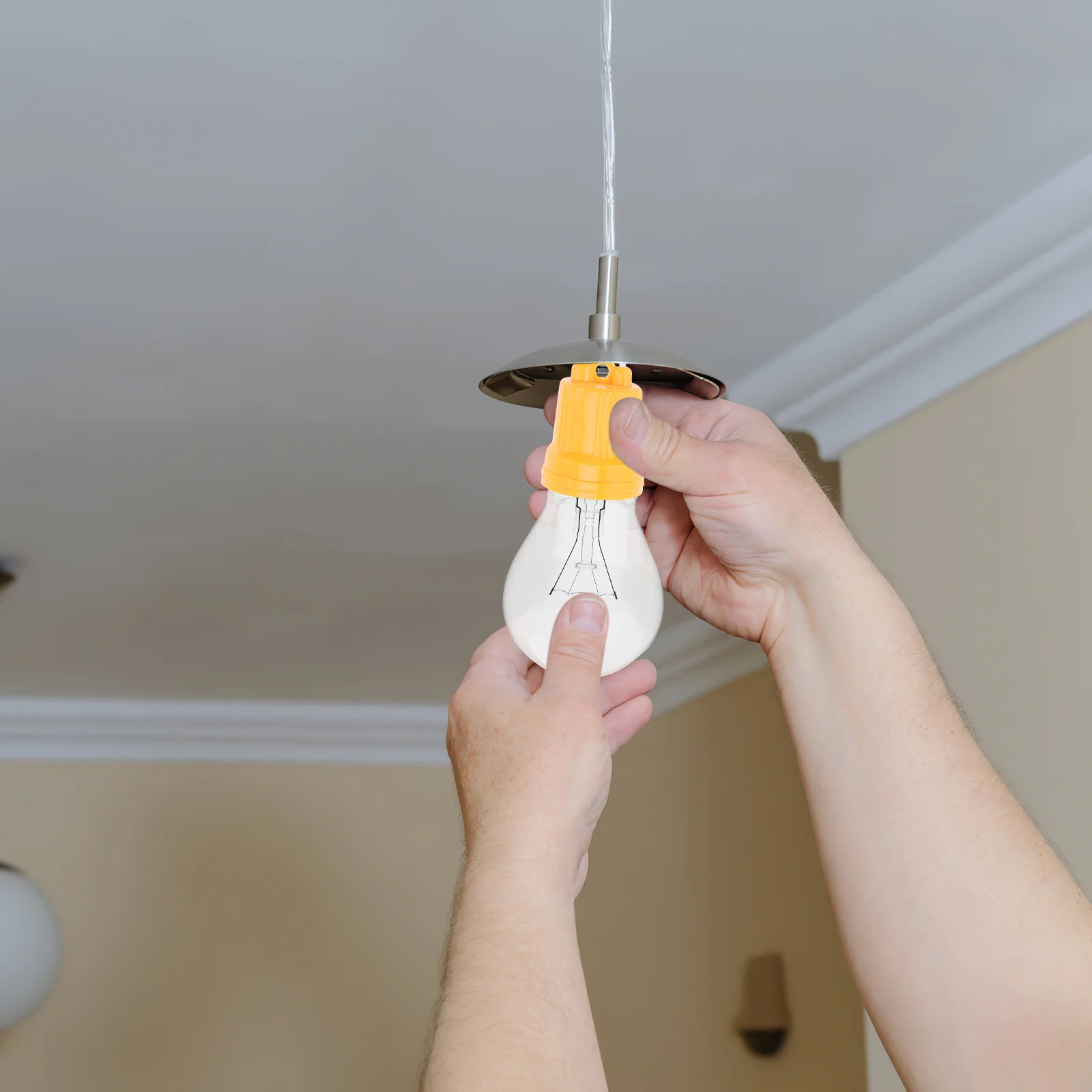 

4Pcs E27 Waterproof Lamp Socket Adapter Ceramic Light Bulb Holder Explosion Proof Durable Socket for Signs Fixtures