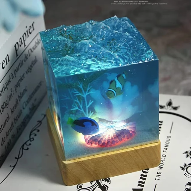 NEW Creative Ocean Whale Resin Luminescent Sculpture Handcrafted Gift USB Home Decoration Handicraft and Display Item Gift