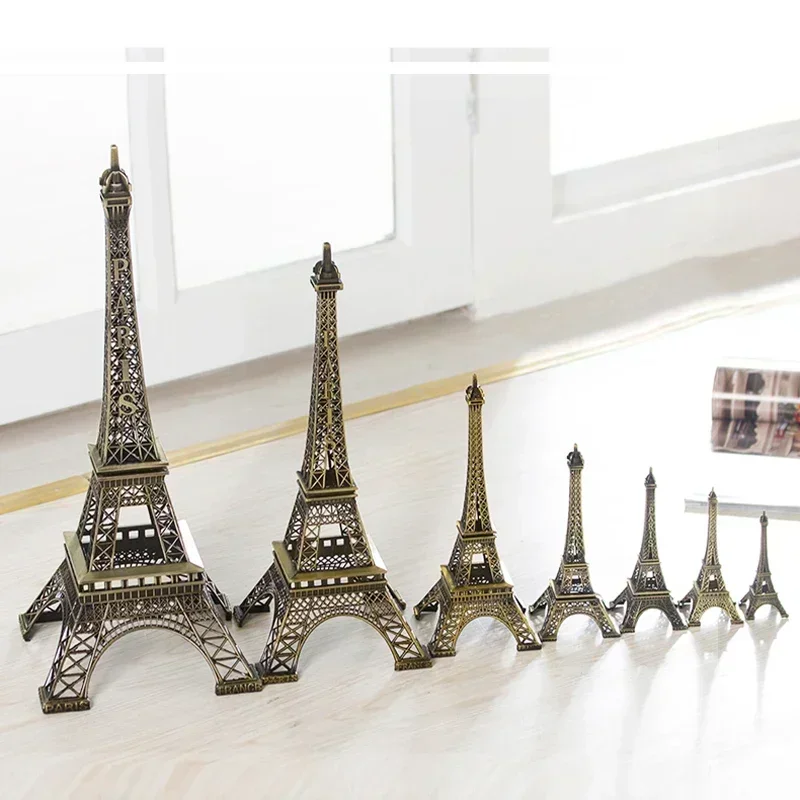 2023 New Paris Eiffel Tower Statue European Crafts Retro Model Office Decoration Miniature Building Small Gift Retro Decoration