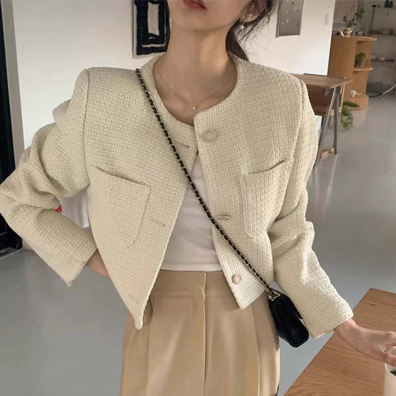 Elegant Chic round Neck Button up Double Pocket Long Sleeve Short Coat for Women Stylish Commute Style Autumn Outerwear