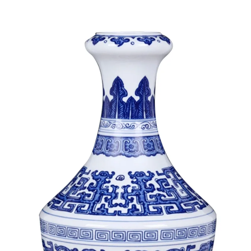 Jingdezhen ceramic new Chinese hand-painted blue and white tangled branches Phoenix garlic head fine mouth porcelain vase home