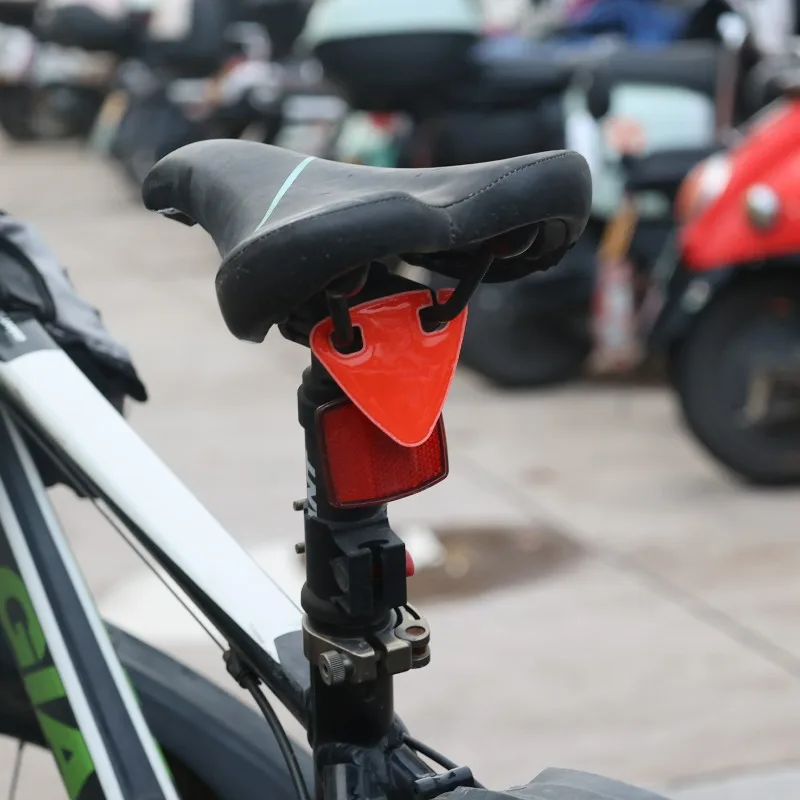 높은 가시성 자전거 반사판 삼각형 안전 경고 태그 야간 라이딩 TPU 방수 자전거 산악 자전거 반사 펜던트