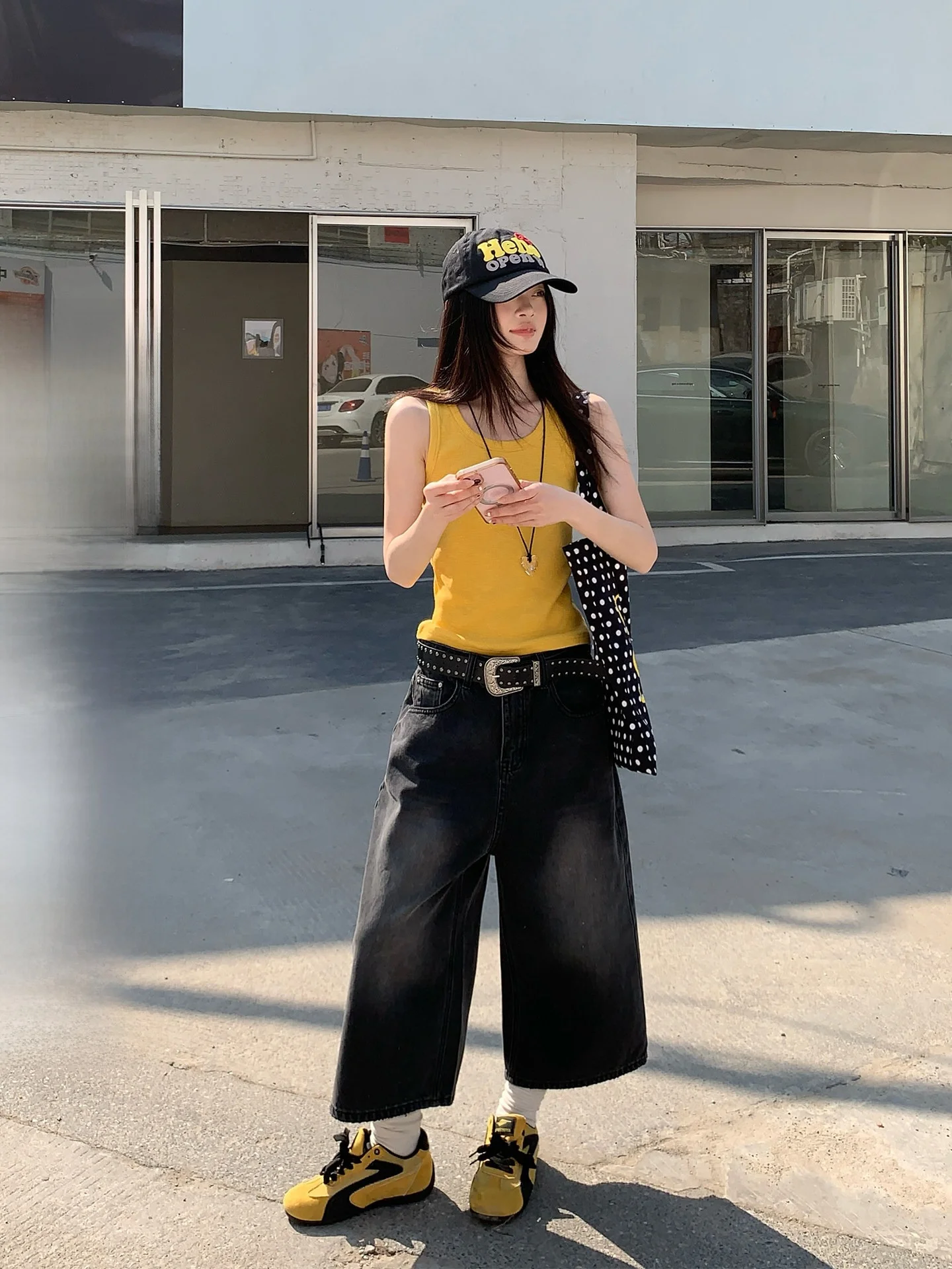 

Женские джинсы с высокой талией и широкими штанинами, новинка весеннего сезона, свободные повседневные черные/серые брюки-капри из денима с эффектом потертости, прямые джинсовые брюки