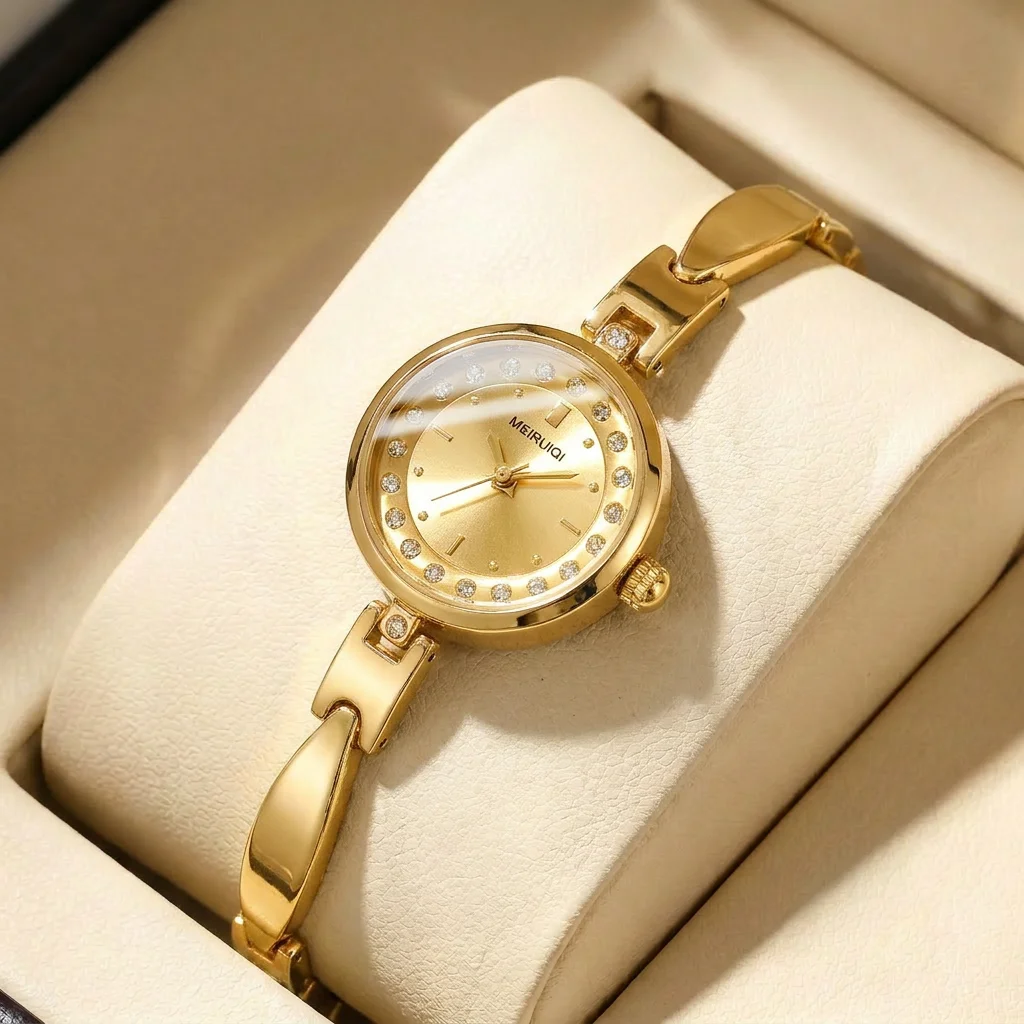 

1pcs Women's gold dial alloy strap vintage fashion slim bracelet rhinestone details Quartz Watch for business party holiday