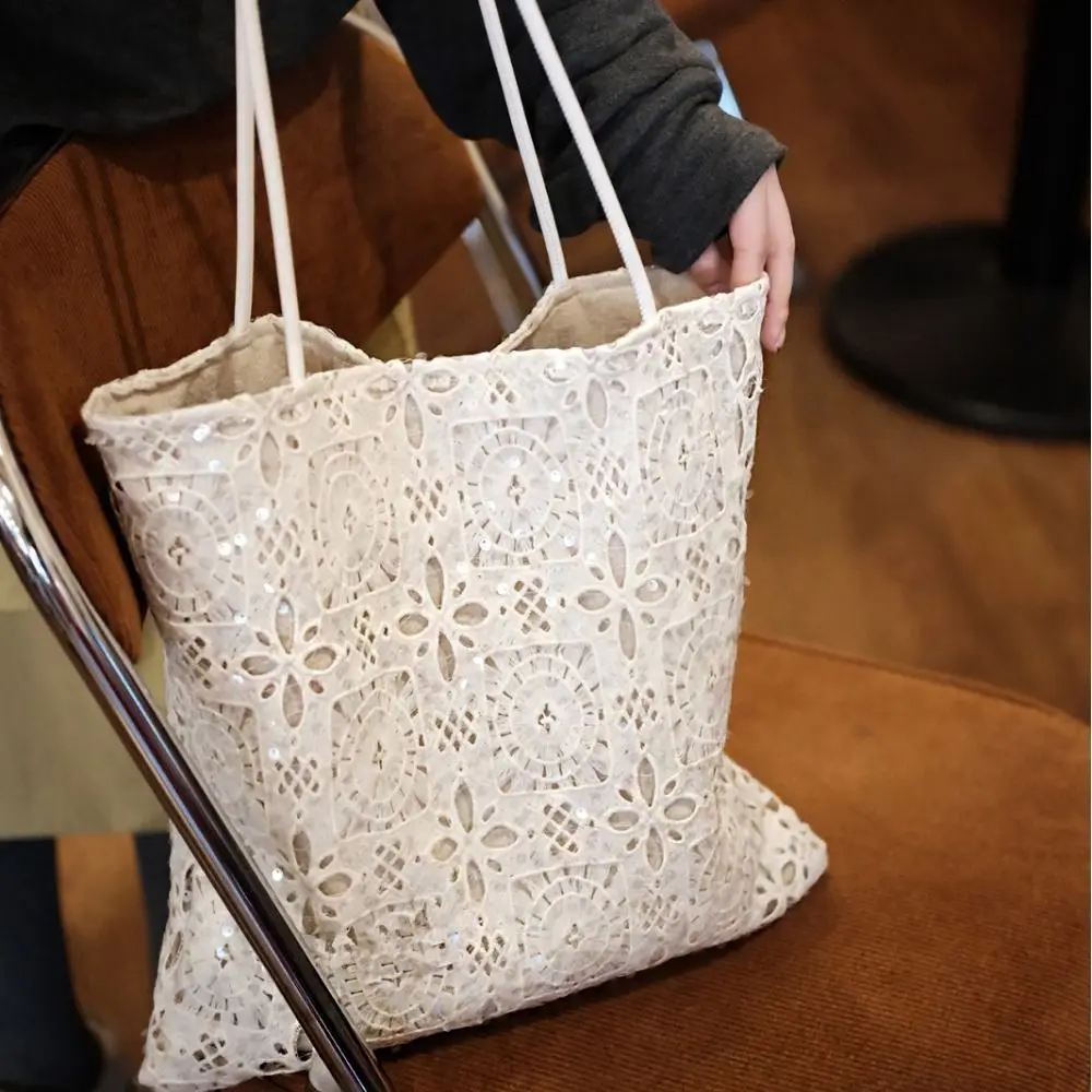 

Hollow Out Embroidery Lace Shoulder Bag Embroidered Flower Sequin Tote Bag Lightweight Large Capacity Women's Weave Handbag
