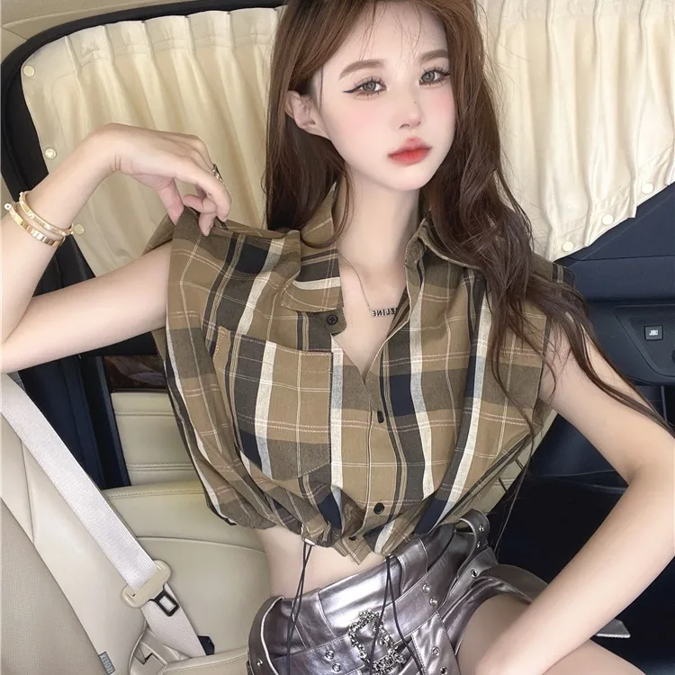 

Summer Chic Short Sleeve Neck Shirt Women's Vintage Plaid Slim Fit Versatile Sleeveless Top Korean Style Commute Wear