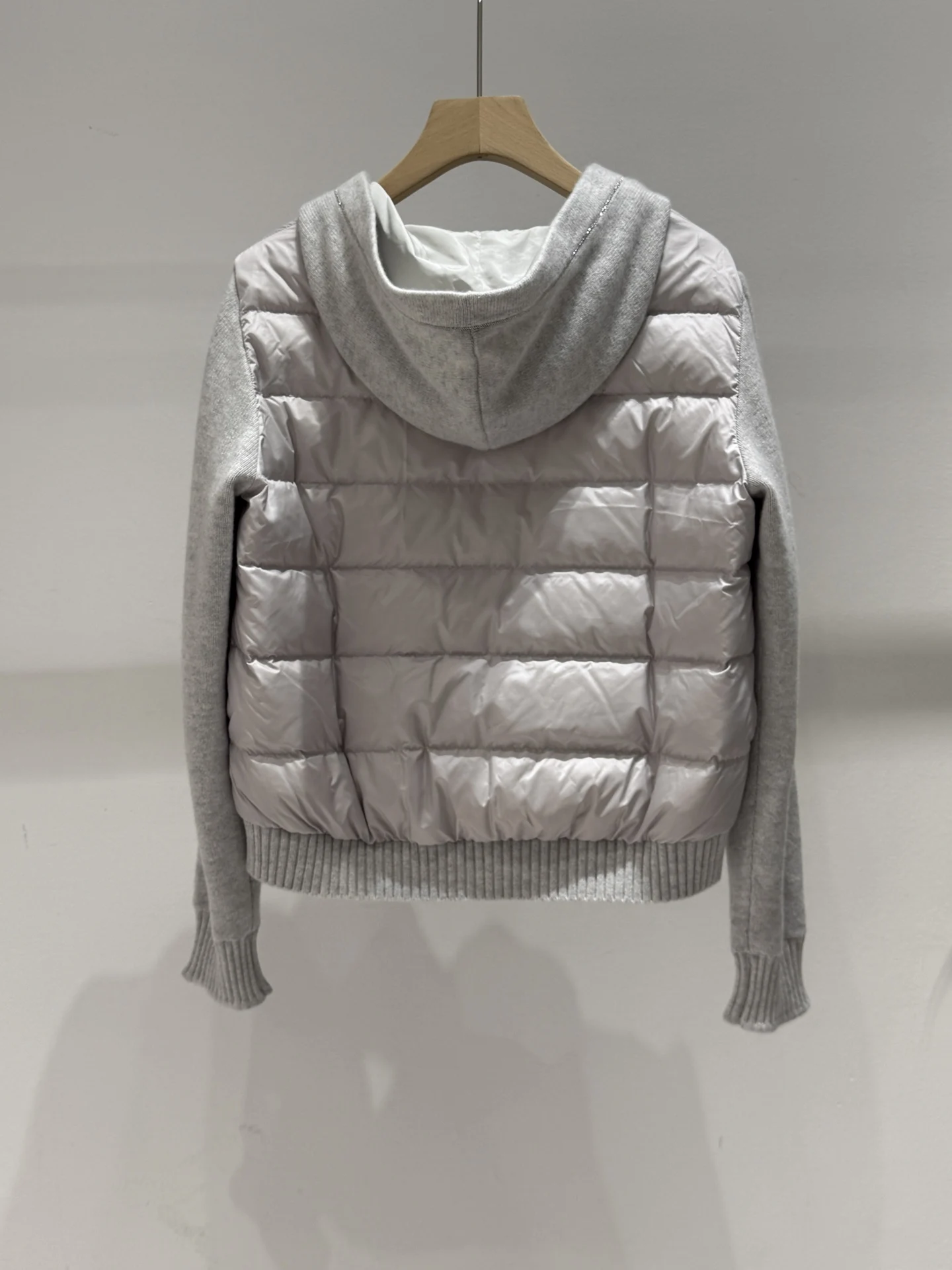 2026Fall/Winter Women's Cashmere-Knit Hooded Down Coat