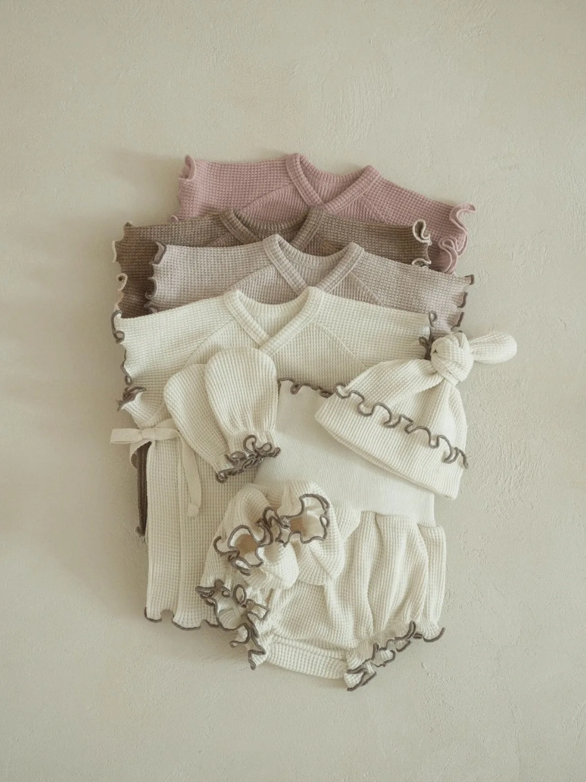 

2025 Summer New Baby Short Sleeve Waffle Set Toddler Girl Solid Tops + High Waisted Shorts 2pcs Suit Newborn Infant Outfits