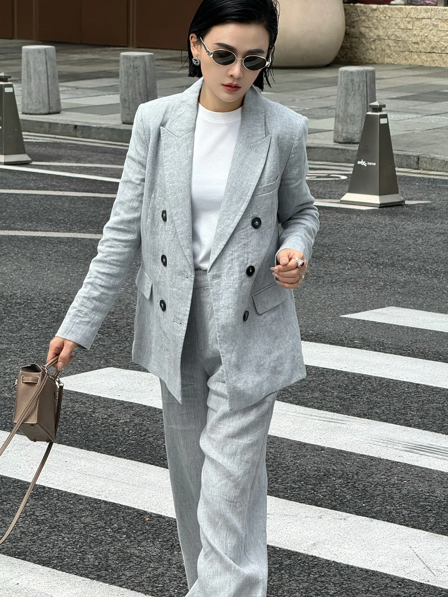 

Classic Double-Breasted Linen Suit Jacket Women's Spring Summer Style Elegant Minimalist Quality Yuan Yiling Old Money