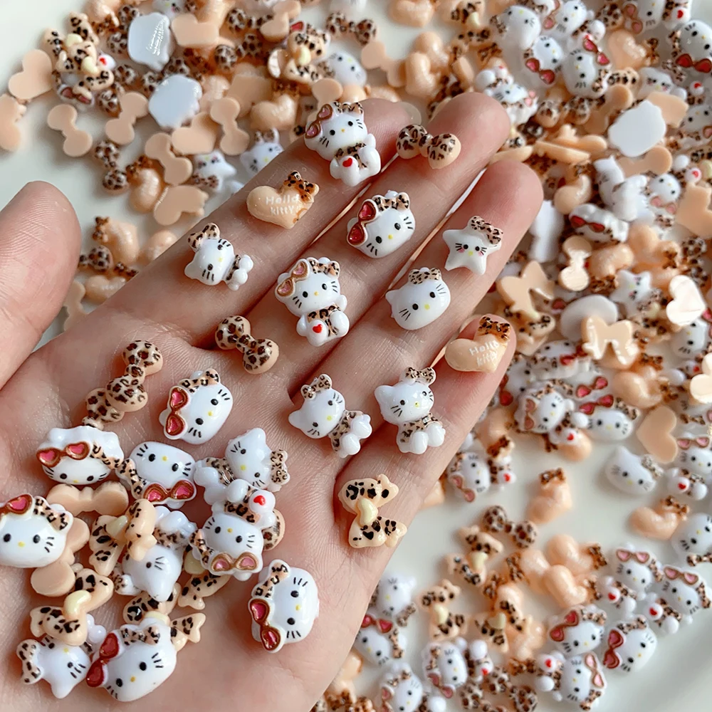 20 個 3D 混合 Sanrioed ヒョウハローキティネイルチャーム Y2K ヒョウ柄リボンキティネイルアート 8-10 ミリメートルかわいいキティネイルパーツ