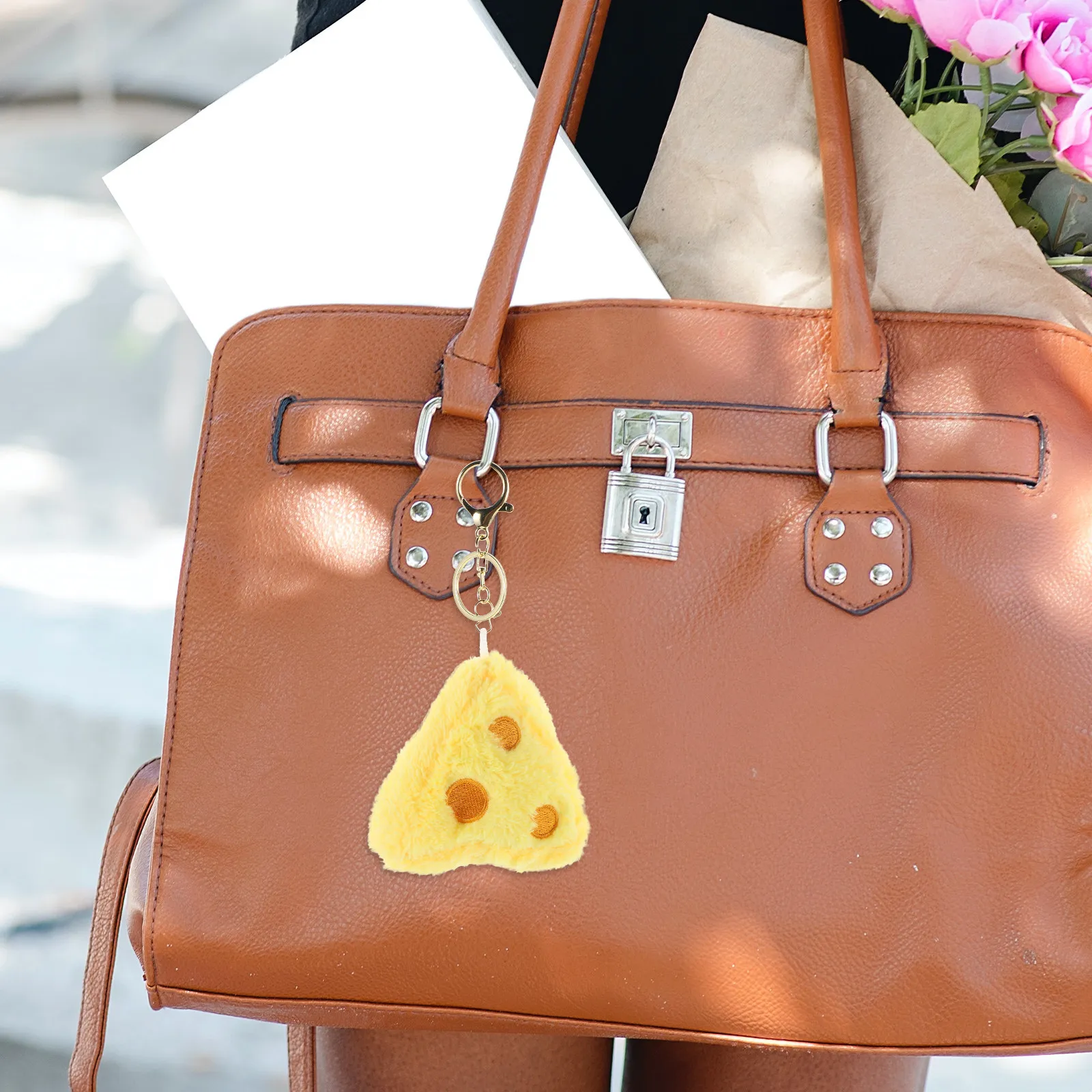 

2Pcs Artificial Cheese Keychain Soft Imitation Food Pendant Cute Cheese Charm for Backpack Car Purse Decoration