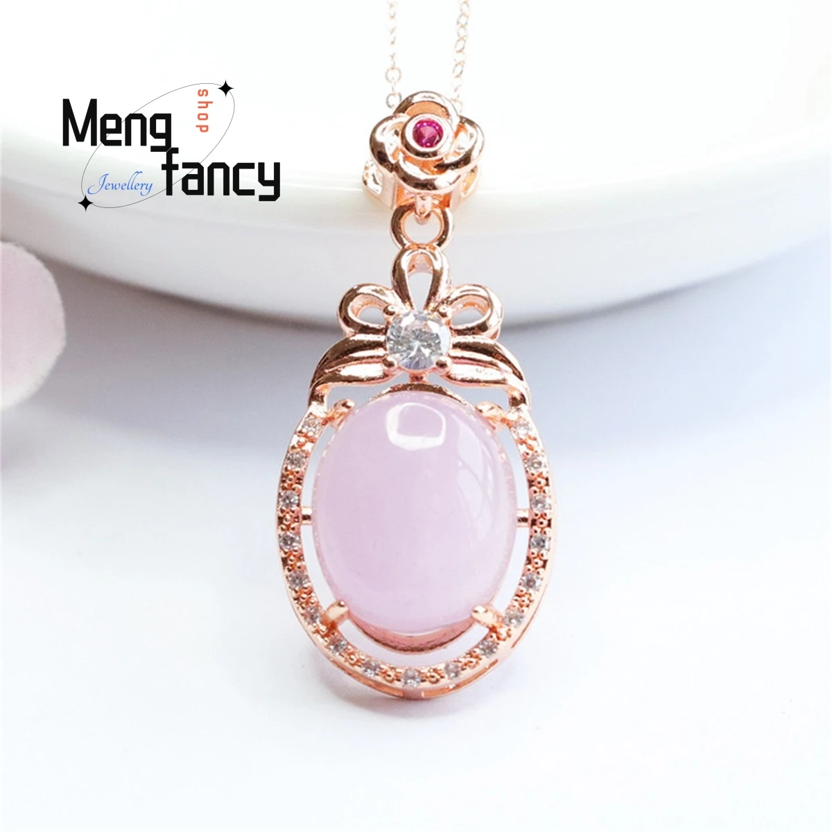 

Natural Chalcedony Agate Egg Face Flower Necklace Simple Fashion Versatile Exquisite Luxurious Personalized Women Fine Jewelry