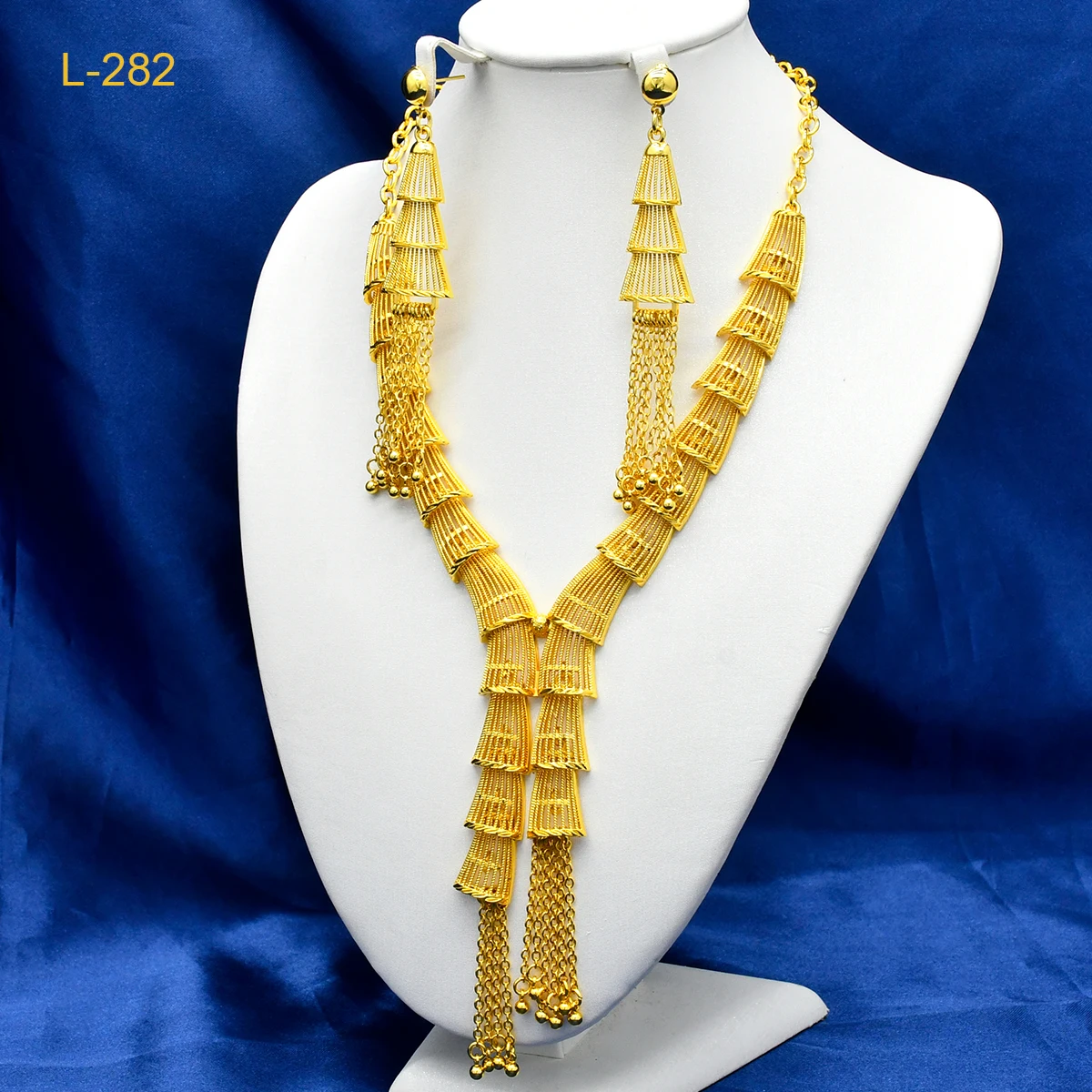 

Luxury Dubai Jewelry Set For Women Long Tassel Pendant Necklace Earrings Weddings Party African Set Yellow Gold Color Accessory