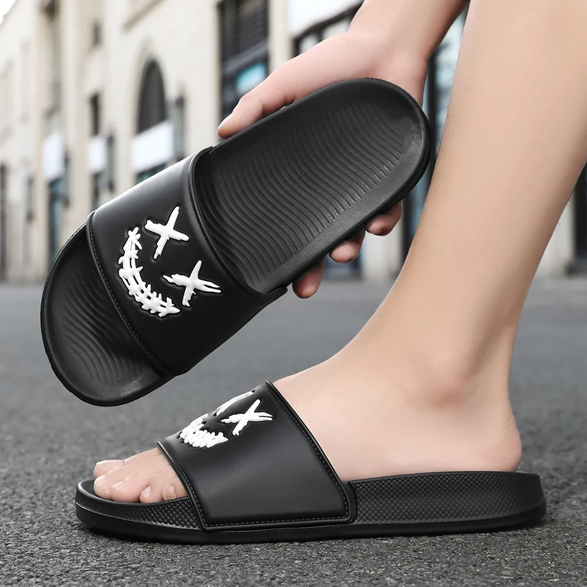 

Летние мужские шлепанцы из ЭВА, бесшумные, мягкие, для пляжа, уличные, нескользящие, с толстой подошвой, мужская обувь