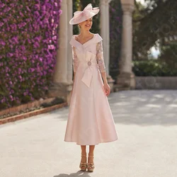 New Arrival Pink Mother of the Bride Dresses Lace V Neckline Mother Gowns Tea Length Bow Belt Wedding Party Gowns 2024 Short