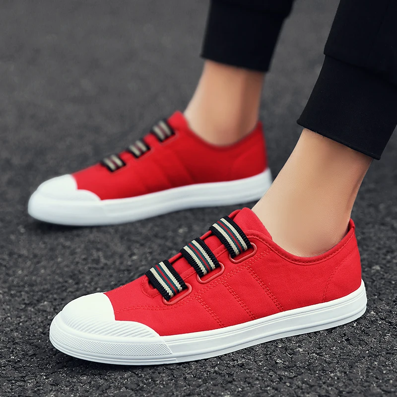 

New Design Red Men Canvas Shoes Size 38-44 Casual Flat Board Shoes Man Comfortable Slip-On Men's Vulcanize Shoes zapatos hombre