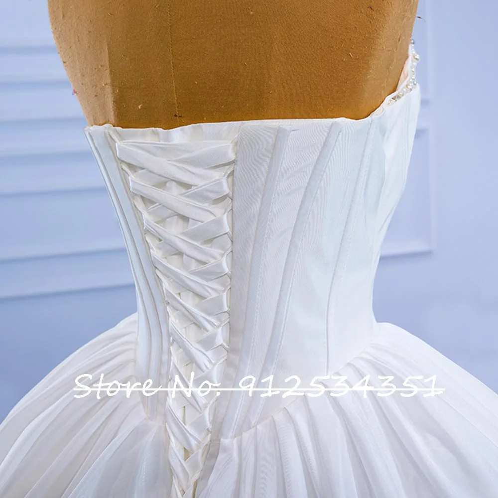 Abiti da sposa personalizzati con abito da ballo in raso di nuovo arrivo con spalle scoperte Abiti da sposa di lusso Perle Splendido abito Mariage