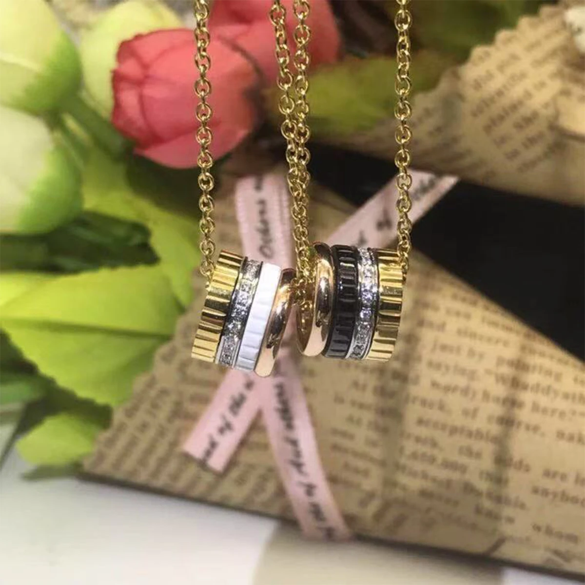 

Pure silver s925 necklace New black and white ceramic necklace with high-end and niche temperament, charming