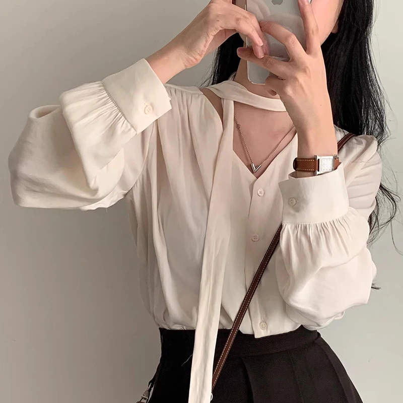 Chic V-ne Long Sve Single Button Loose Women's Casual irt Korean Sle Commute Faion Autumn Trend Loose Fit irt