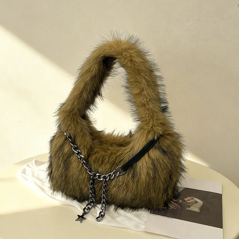 High End Texture Plush Women's Handbags European American Style Fashion Chains Casual Handbag Autumn Winter Retro Hand-Held Pack