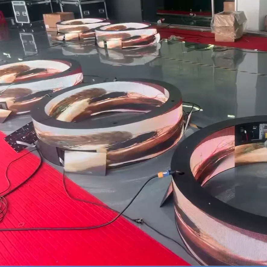 P4 Indoor Double Si…