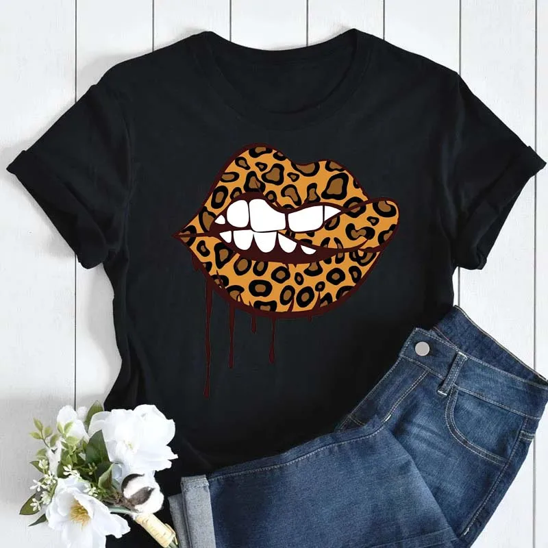 تي شيرت نسائي بأكمام قصيرة ، ملابس مطبوعة للسيدات ، تي شيرت نسائي غير رسمي ، موضة حب الفهد ، التسعينات