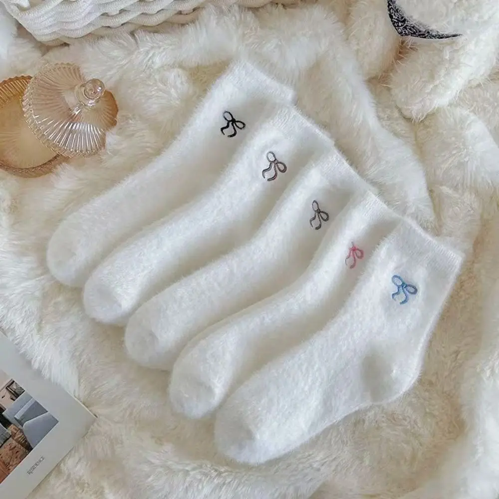 

Cozy Wear Sweet Bow Mink Velvet Socks Thickened Cozy Socks Hairy White Color Fluffy Socks Autumn Winter