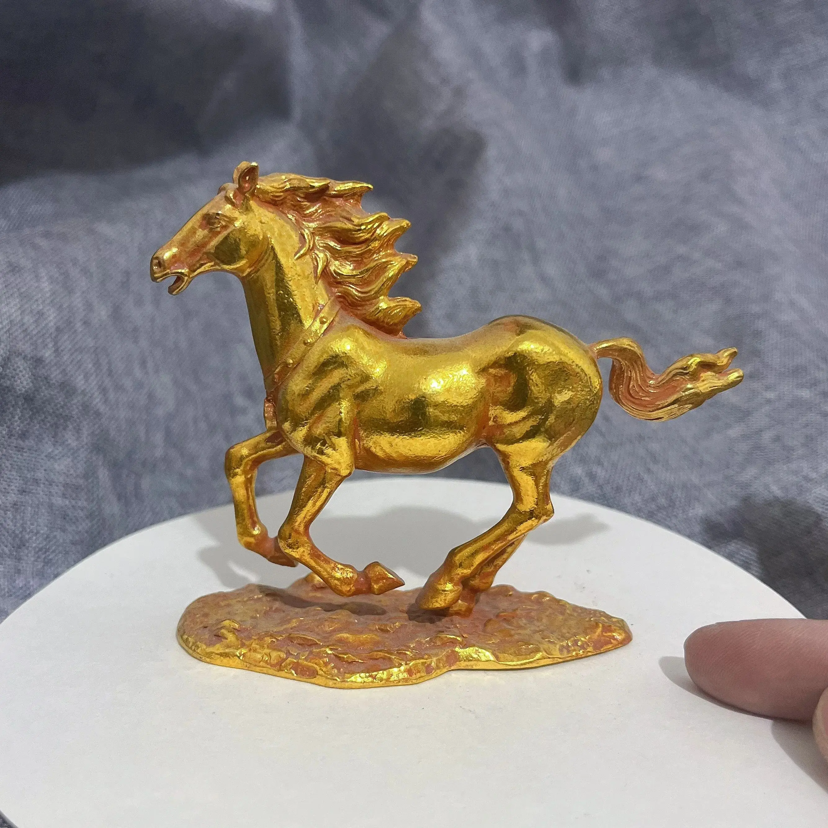 HOME OFFICE geomantic good luck figurine copper carving Auspicious Wealth Pegasus flying horse lucky horse Mascot ornament