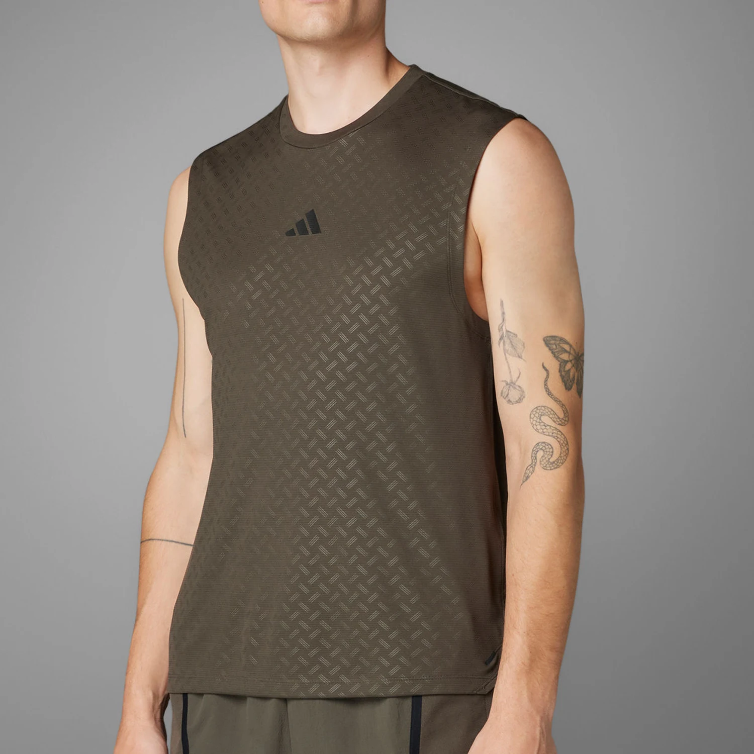 سترة Adidas الرسمية الأصلية POWER TANK للرجال للرياضة واللياقة البدنية بدون أكمام JD8457